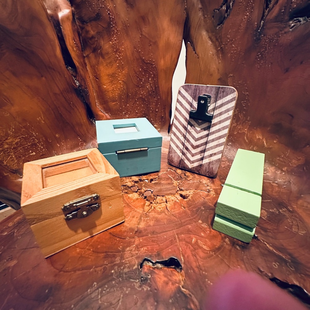 Set of 4 Mini Wooden Boxes, Mini Clip Board and Mini Laundry Clip For Office 😍